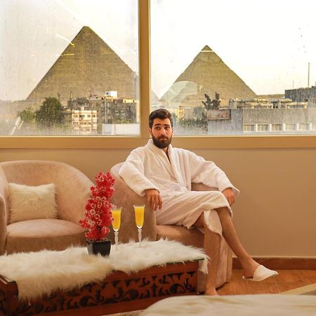 The Muse Pyramids Inn Kafrat al Jabal Bagian luar foto