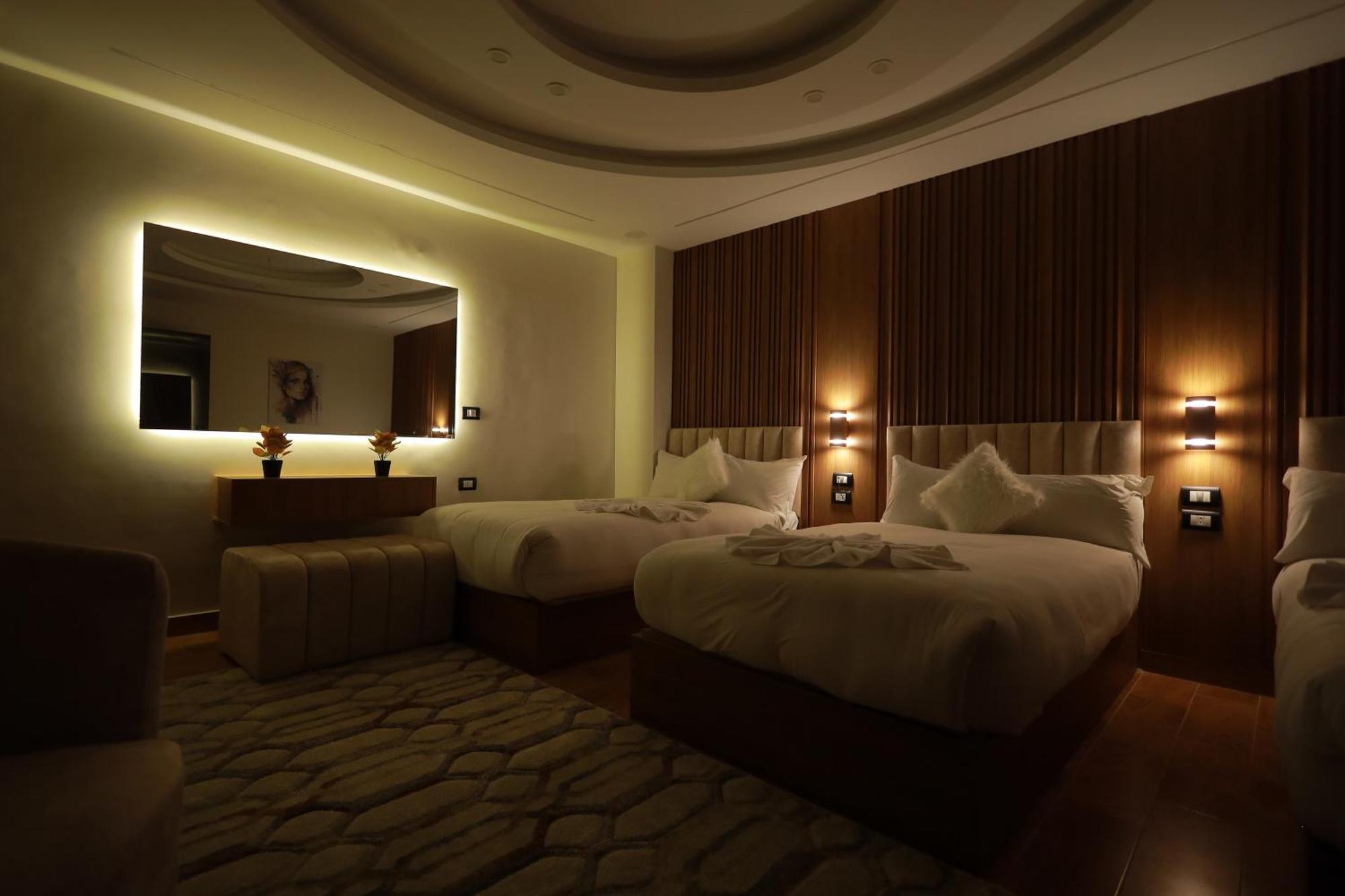 The Muse Pyramids Inn Kafrat al Jabal Bagian luar foto