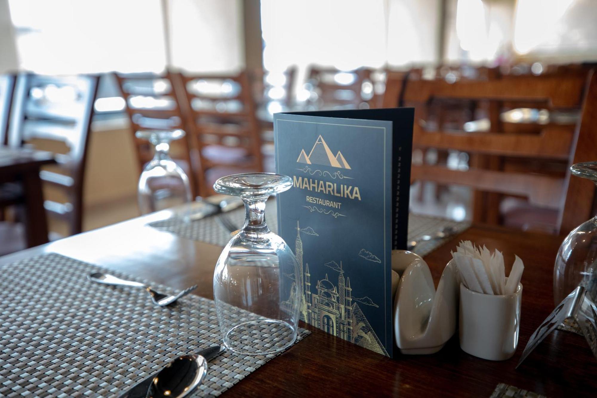 The Muse Pyramids Inn Kafrat al Jabal Bagian luar foto