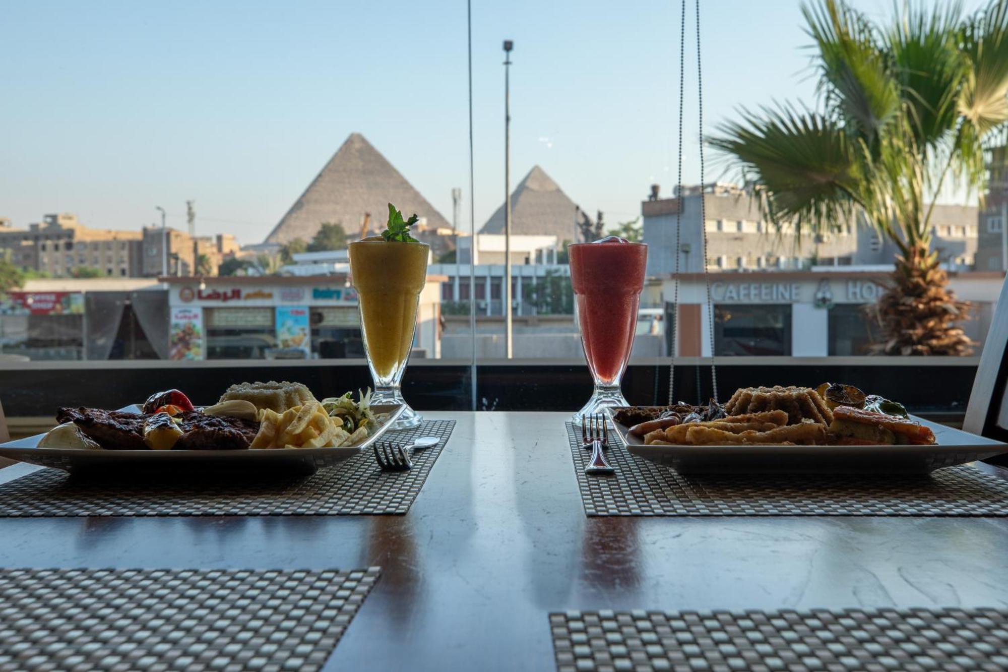 The Muse Pyramids Inn Kafrat al Jabal Bagian luar foto