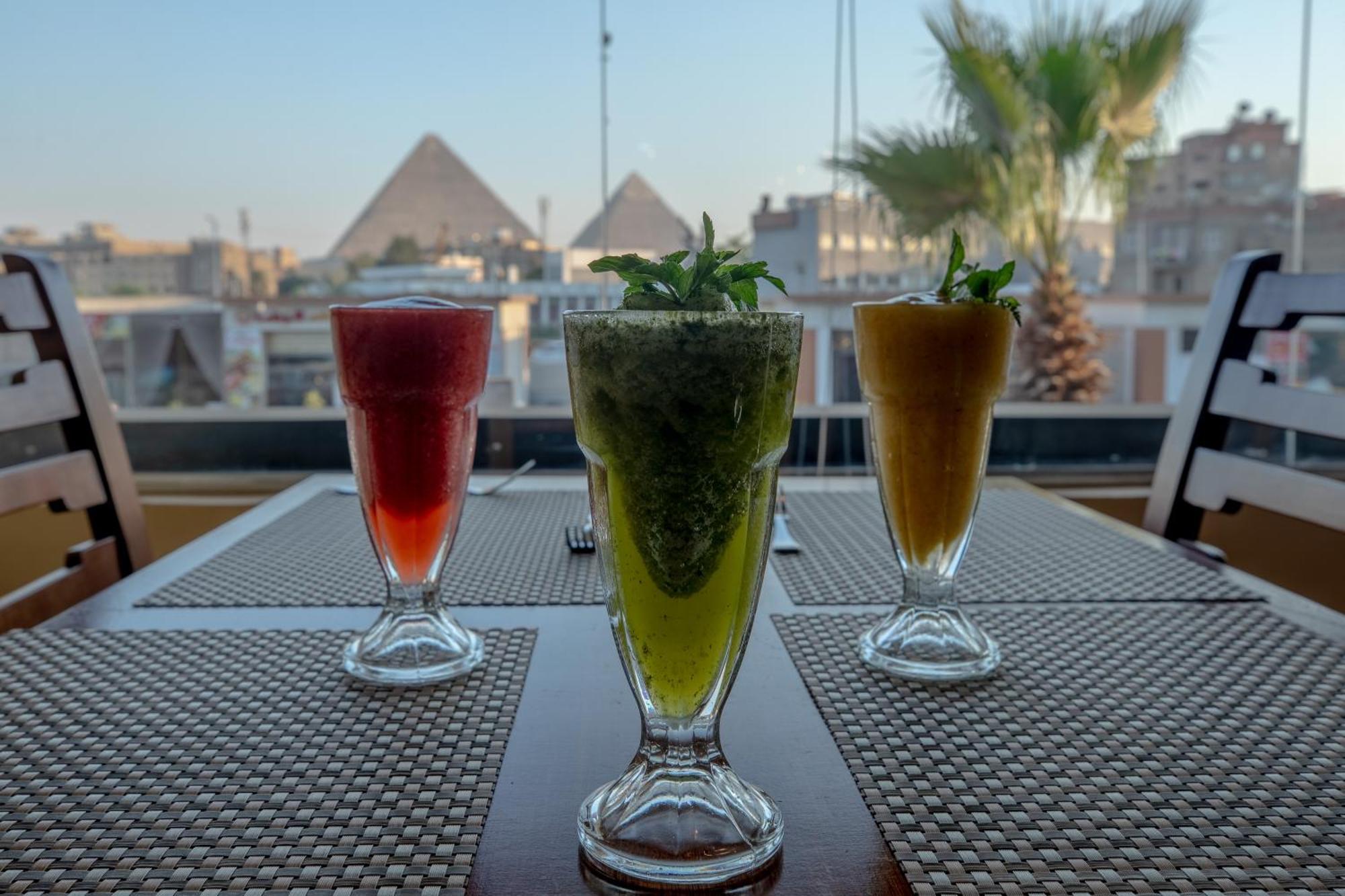 The Muse Pyramids Inn Kafrat al Jabal Bagian luar foto
